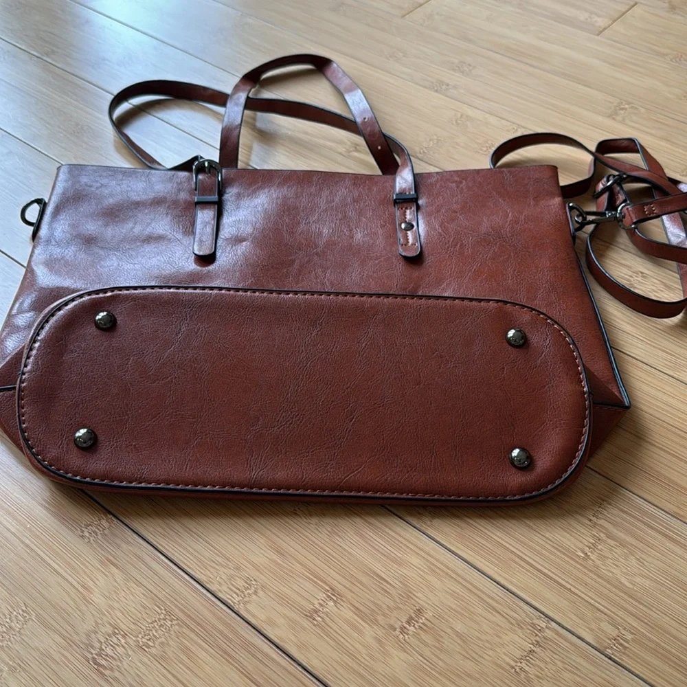 Brown Leather tote Bag with Adjustable Straps
